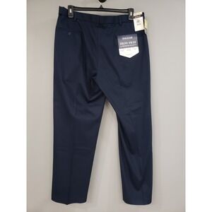NEW Haggar Pants Mens 38x30 Navy Blue Classic Fit‎ Stretch Hidden Waistband